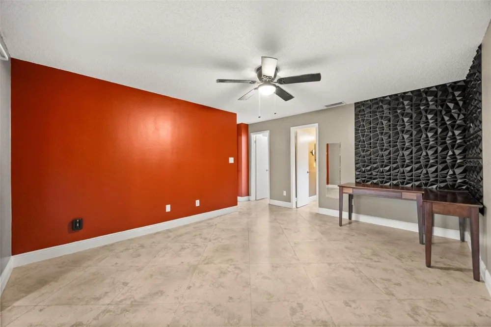 11813 SCOTTY DRIVE Orlando, FL 32821