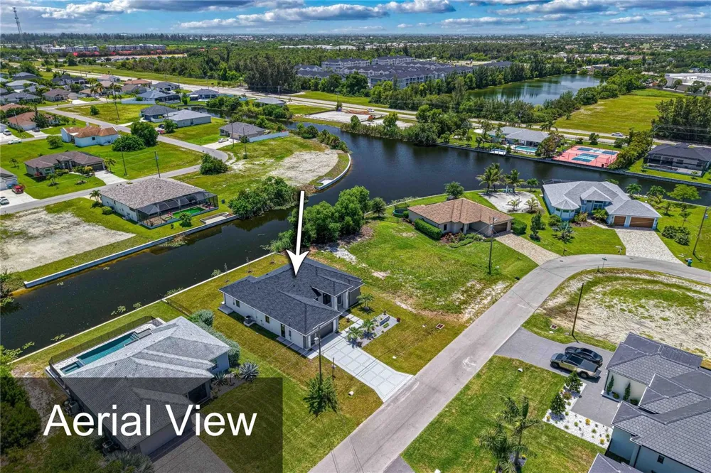 425 SW 31ST AVENUE Cape Coral, FL 33991