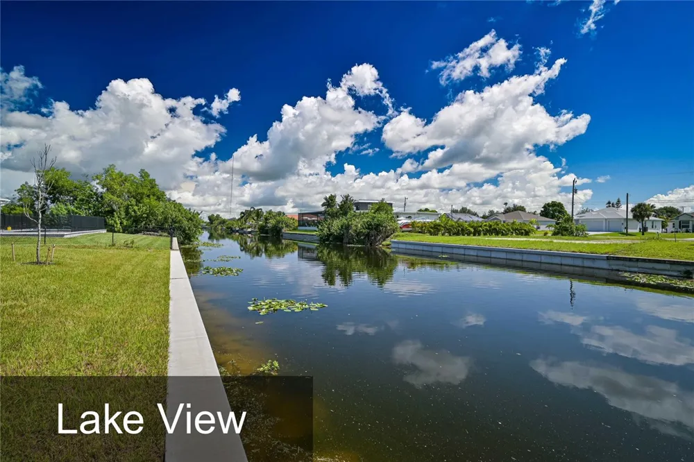 425 SW 31ST AVENUE Cape Coral, FL 33991
