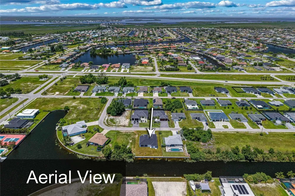 425 SW 31ST AVENUE Cape Coral, FL 33991