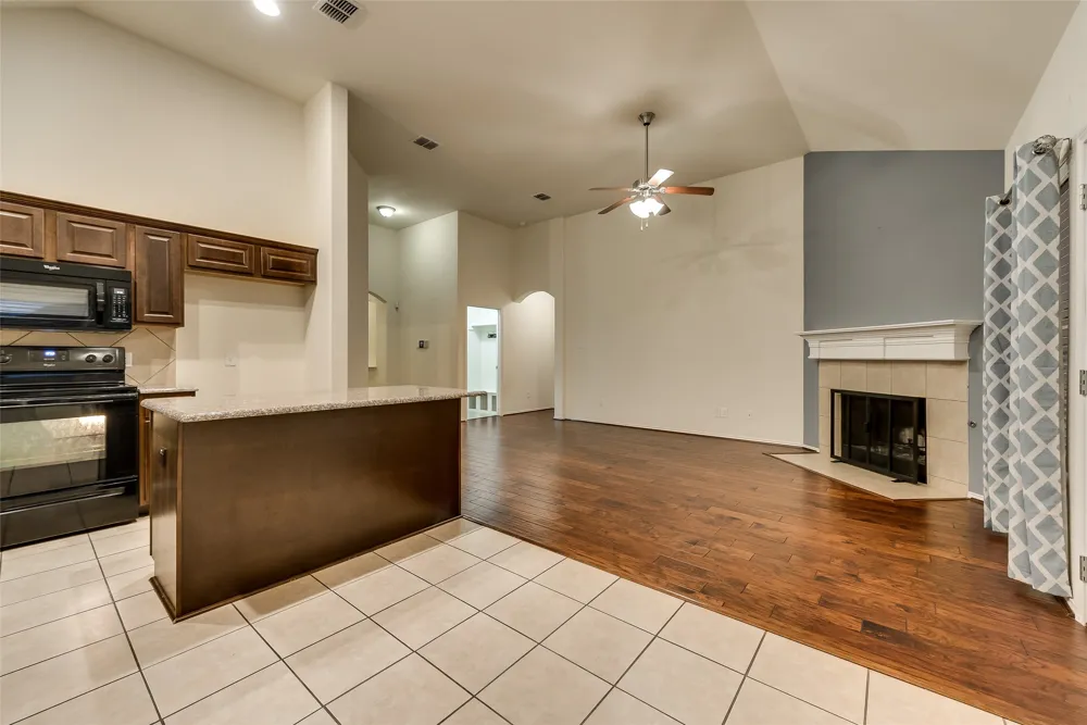1208 Villa Paloma Boulevard Little Elm, TX 75068