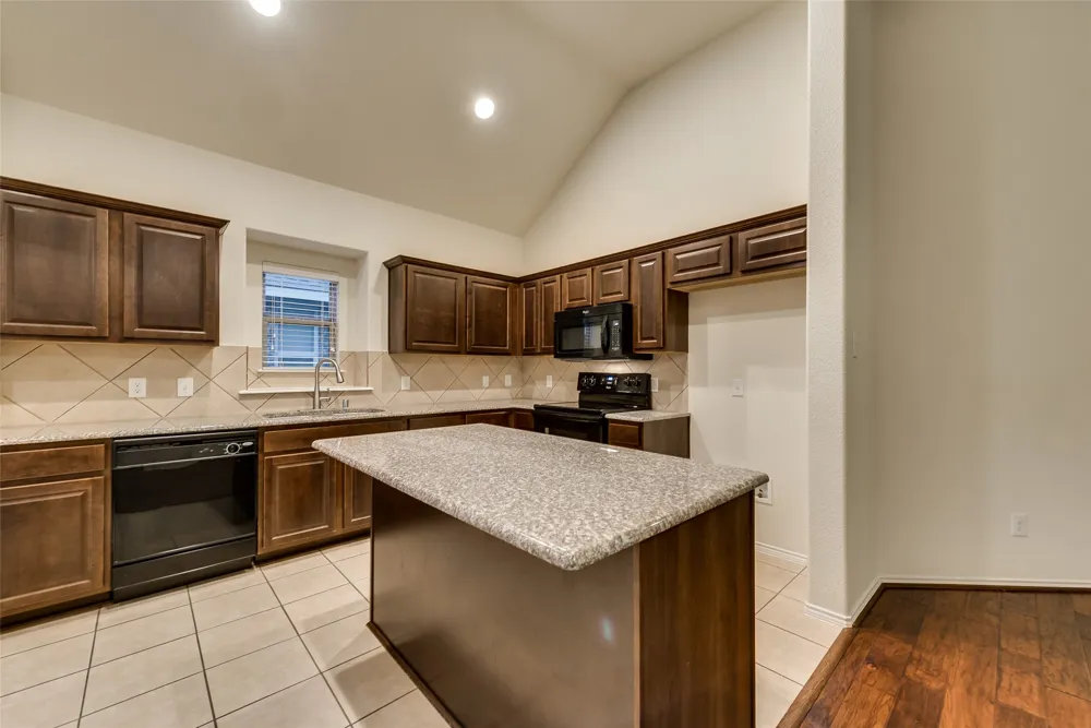 1208 Villa Paloma Boulevard Little Elm, TX 75068