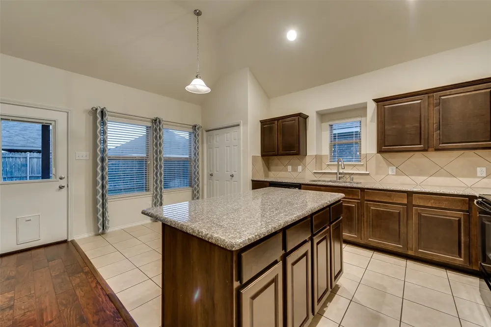 1208 Villa Paloma Boulevard Little Elm, TX 75068