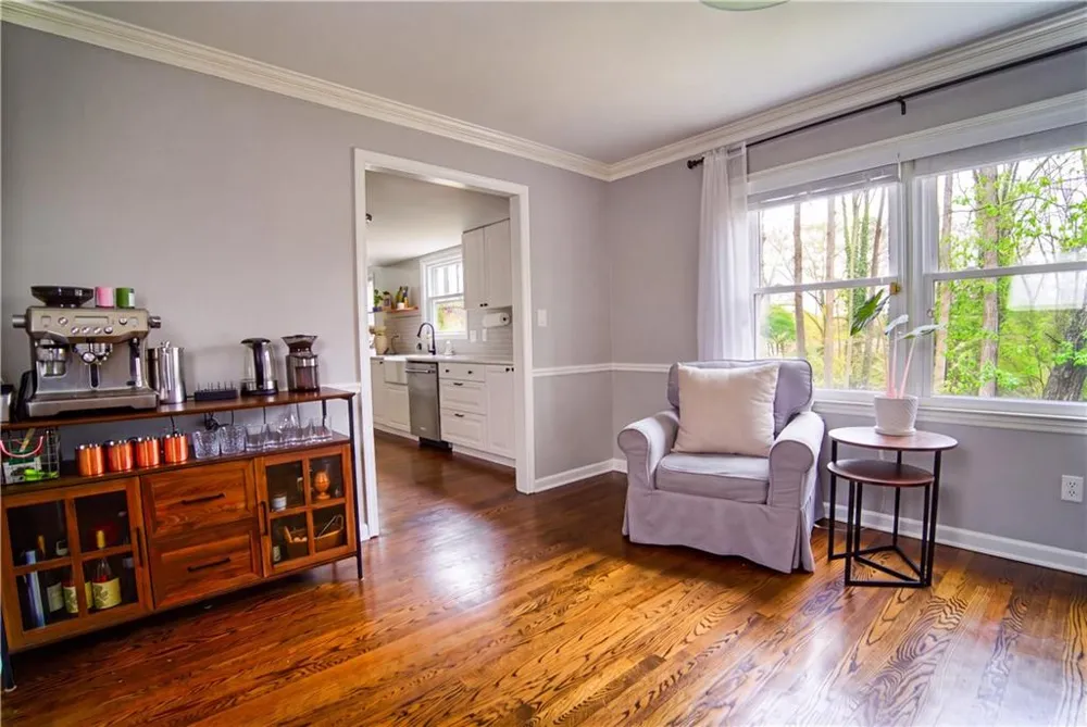 785 Spalding Drive Sandy Springs, GA 30328