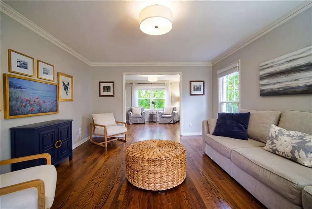 785 Spalding Drive Sandy Springs, GA 30328