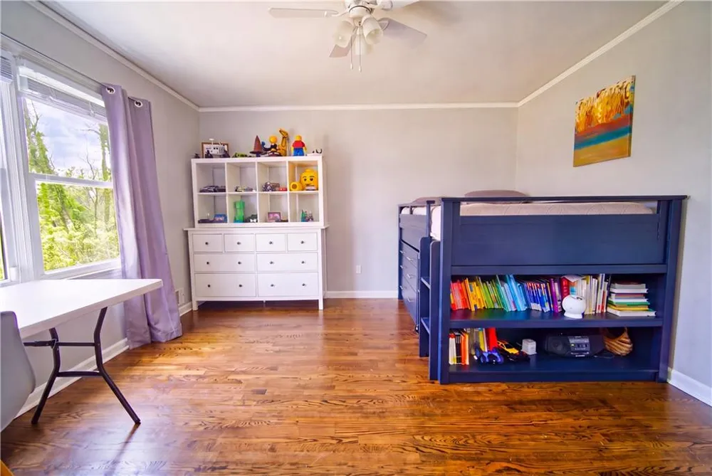 785 Spalding Drive Sandy Springs, GA 30328