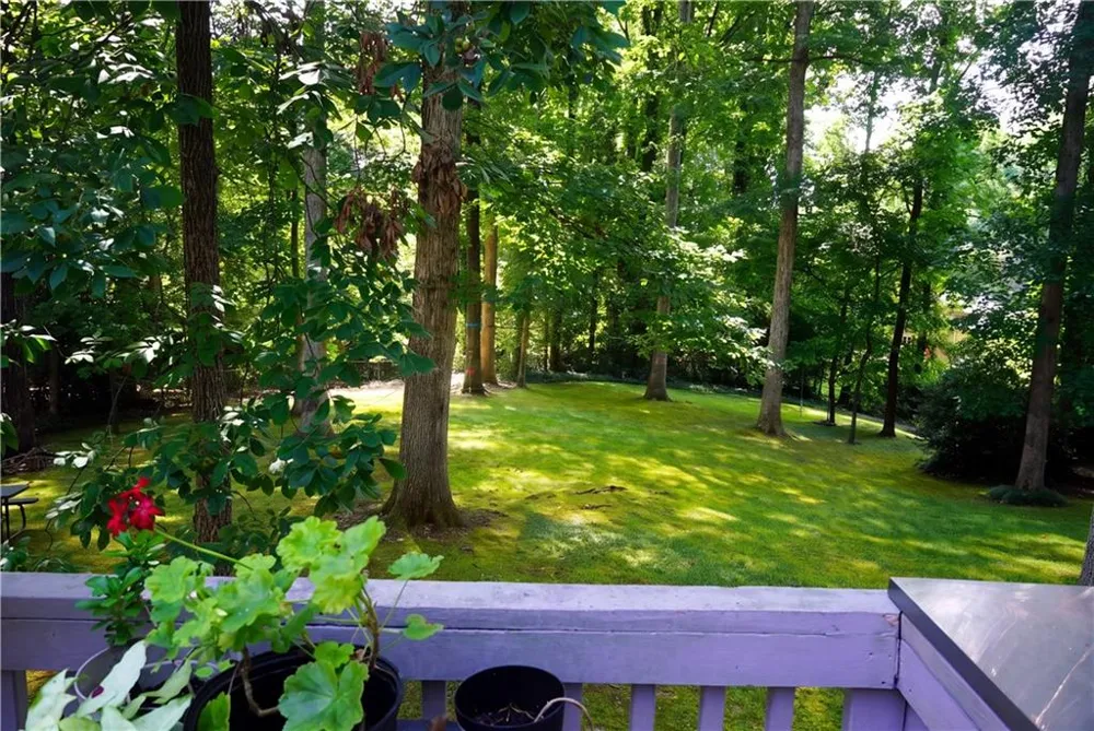 785 Spalding Drive Sandy Springs, GA 30328