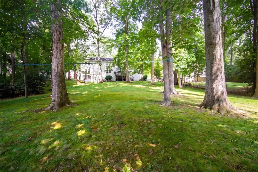 785 Spalding Drive Sandy Springs, GA 30328