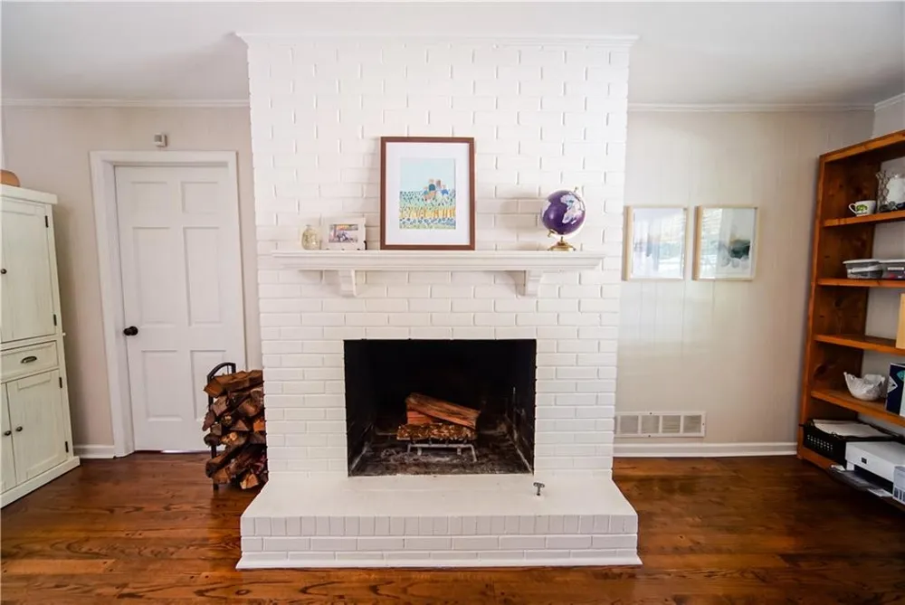785 Spalding Drive Sandy Springs, GA 30328