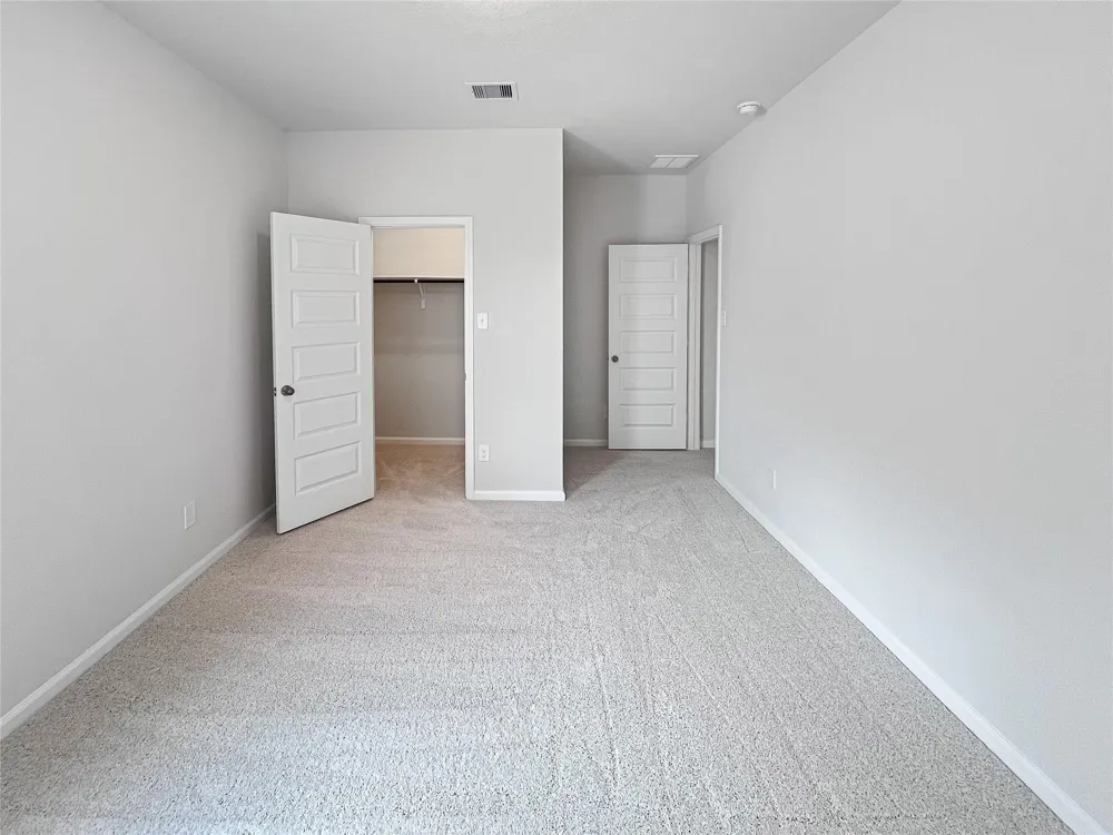 1982 S Riverside Circle Dayton, TX 77535