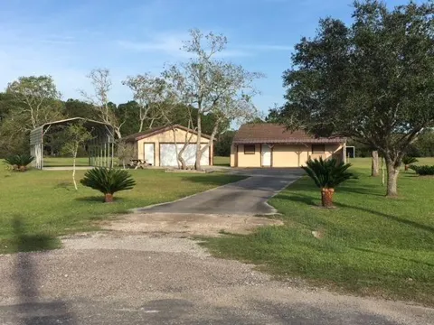 5307 Tree Point Road