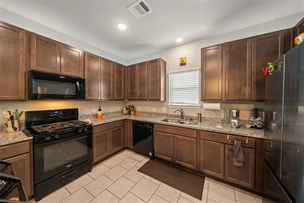 20072 Northpark Ash Lane Porter, TX 77365