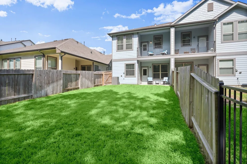 255 S Spotted Fern Drive Montgomery, TX 77316