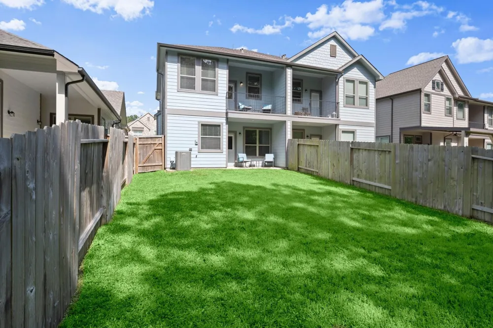 255 S Spotted Fern Drive Montgomery, TX 77316