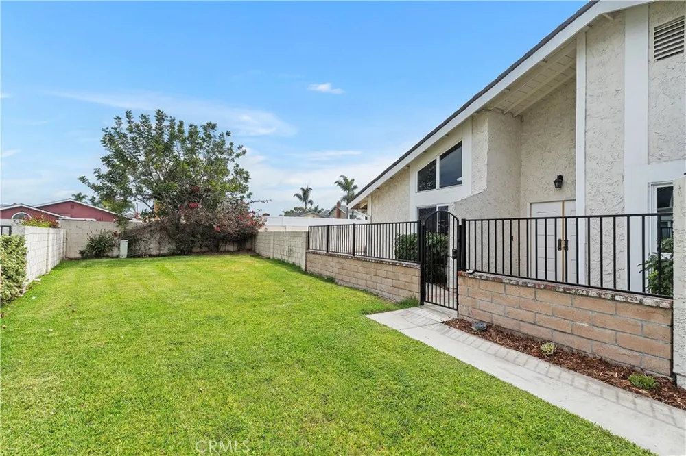 5171 Blackpool Road Westminster, CA 92683