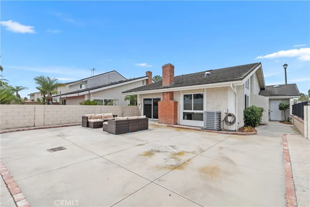 5171 Blackpool Road Westminster, CA 92683