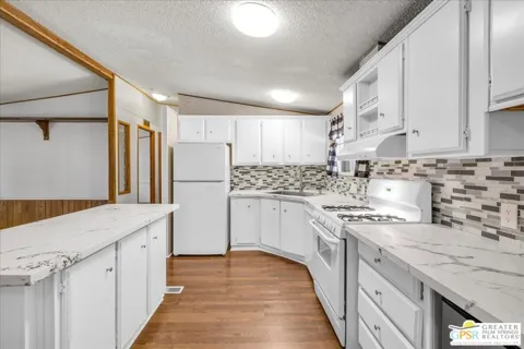 15300 Palm Drive #14
