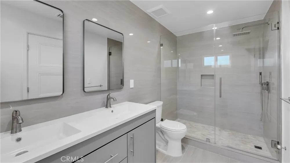 7733 Craner Sun Valley, CA 91352
