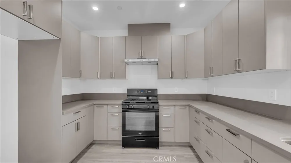 7733 Craner Sun Valley, CA 91352