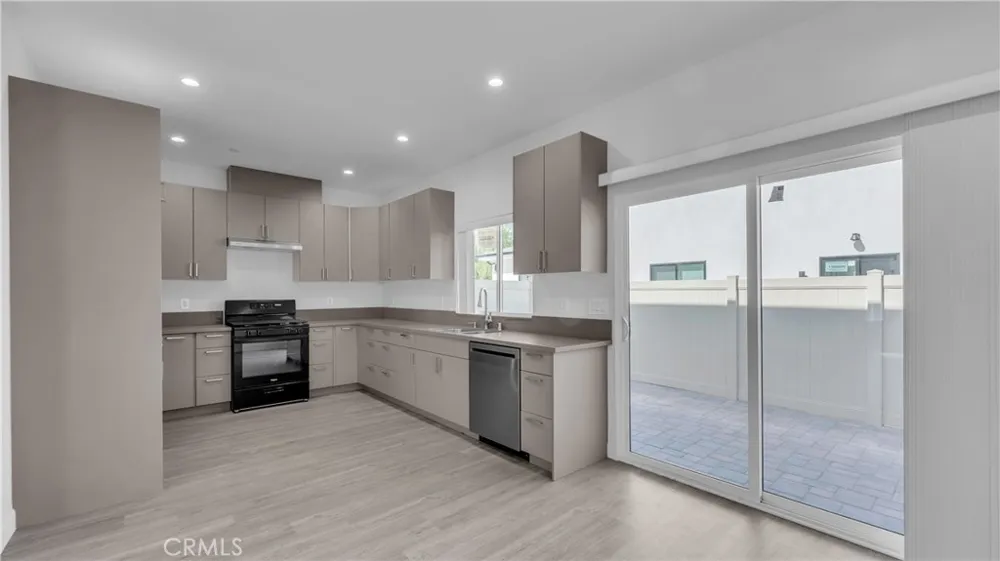 7733 Craner Sun Valley, CA 91352