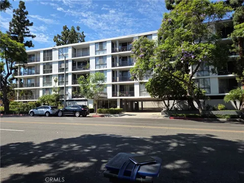 601 E Del Mar Boulevard