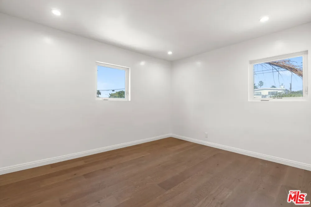 616 Sunset Avenue #D Venice, CA 90291