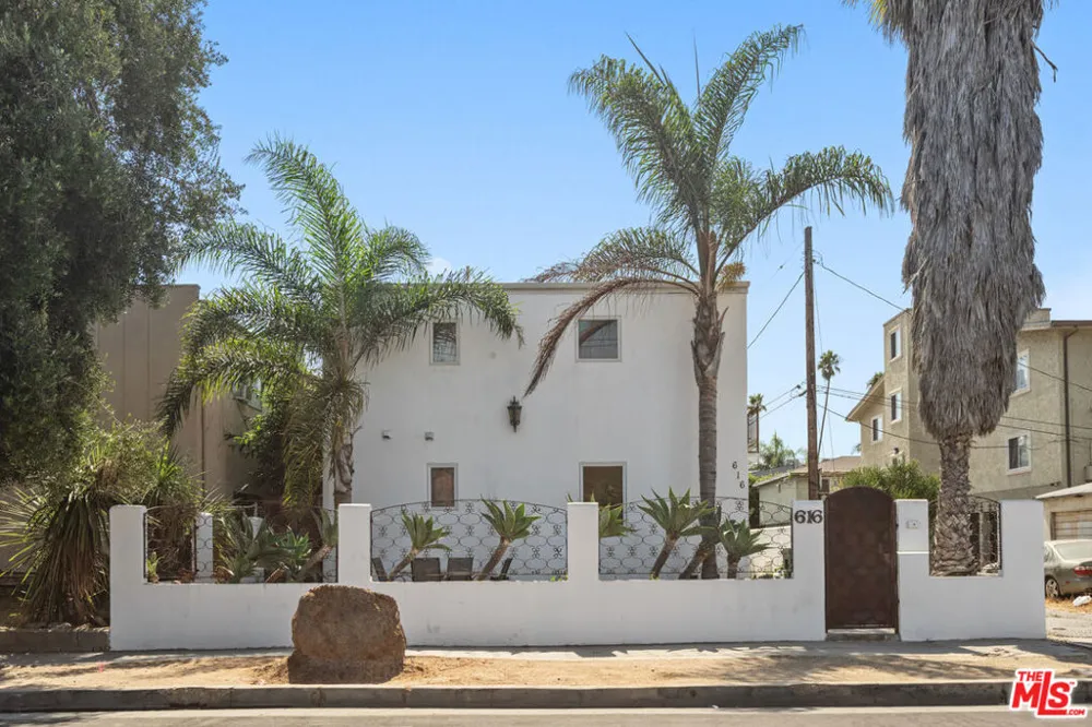 616 Sunset Avenue #D Venice, CA 90291