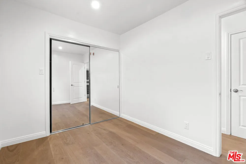 616 Sunset Avenue #D Venice, CA 90291