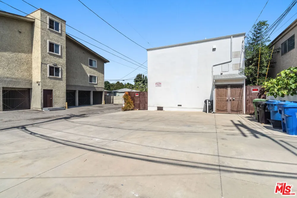 616 Sunset Avenue #D Venice, CA 90291