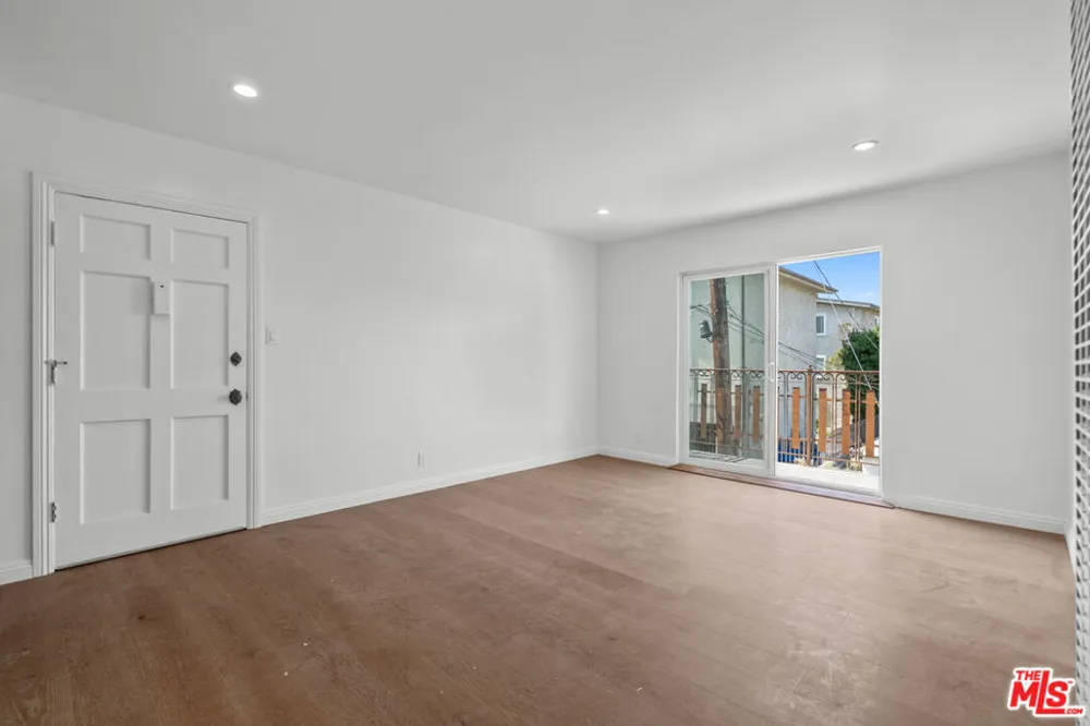 616 Sunset Avenue #D Venice, CA 90291