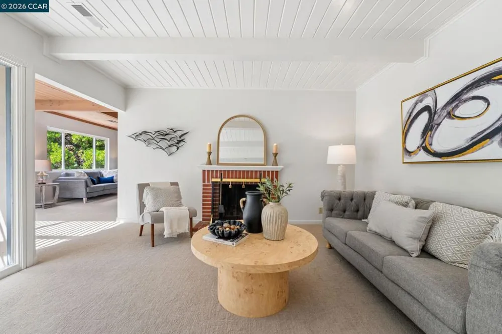 2749 W NEWELL AVENUE Lafayette, CA 94595