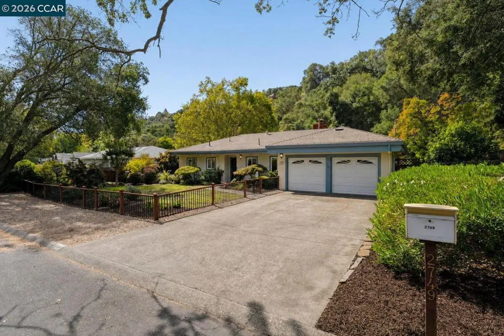 2749 W NEWELL AVENUE Lafayette, CA 94595