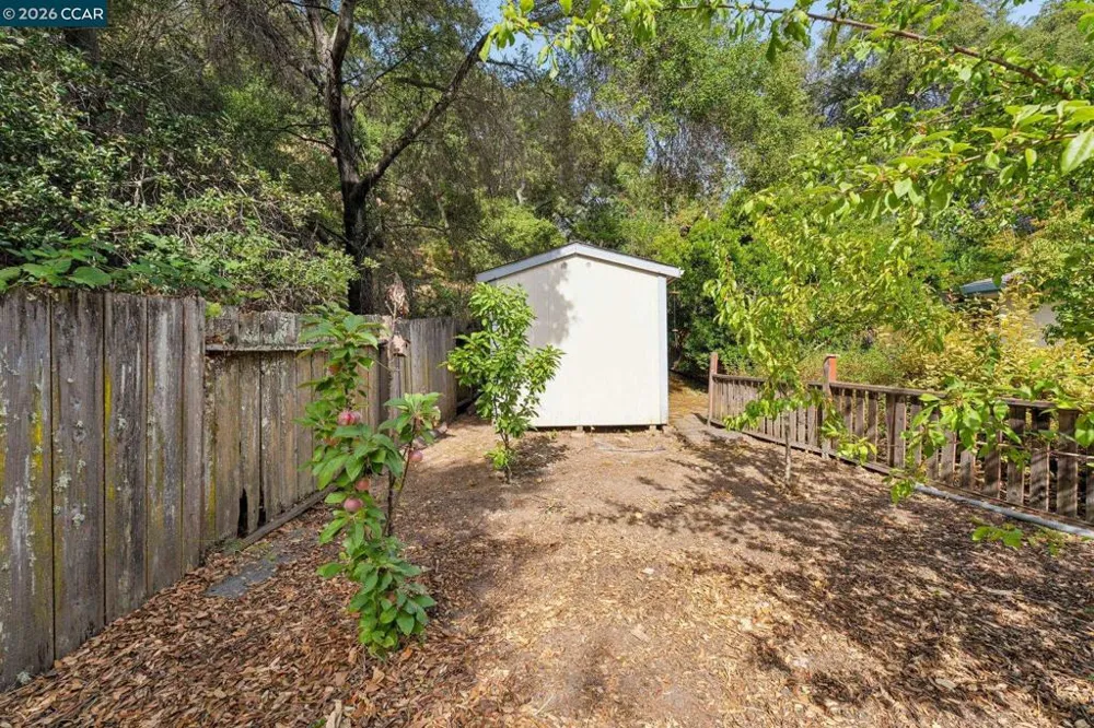 2749 W NEWELL AVENUE Lafayette, CA 94595