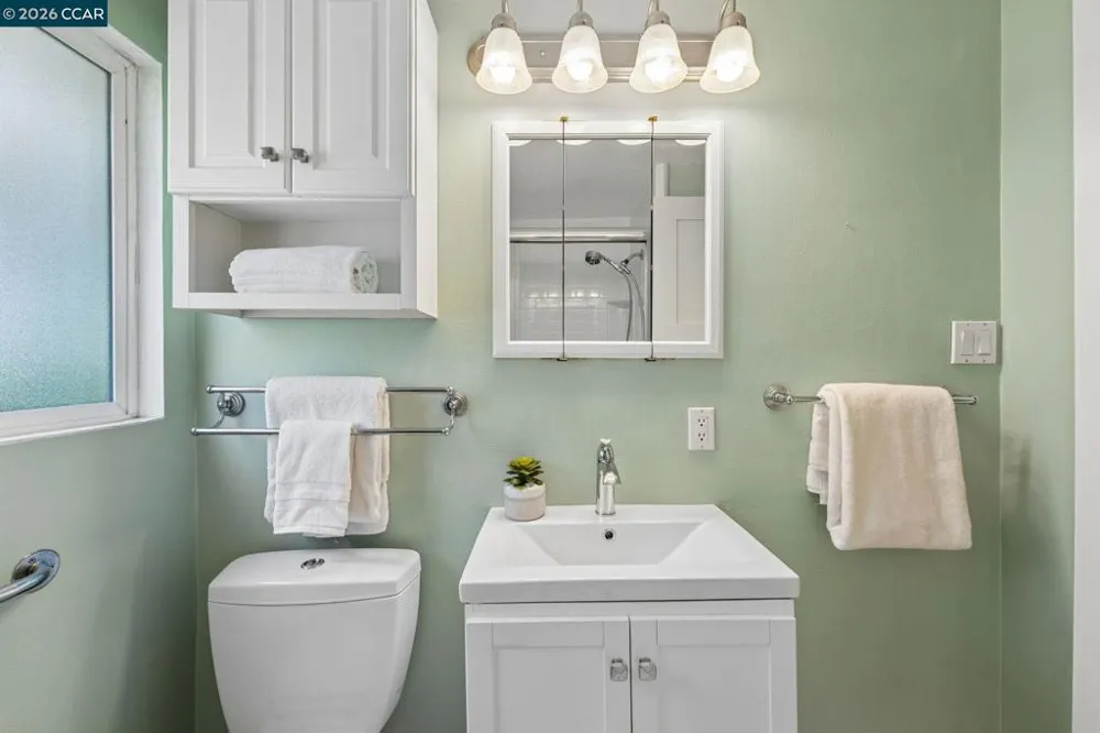 2749 W NEWELL AVENUE Lafayette, CA 94595