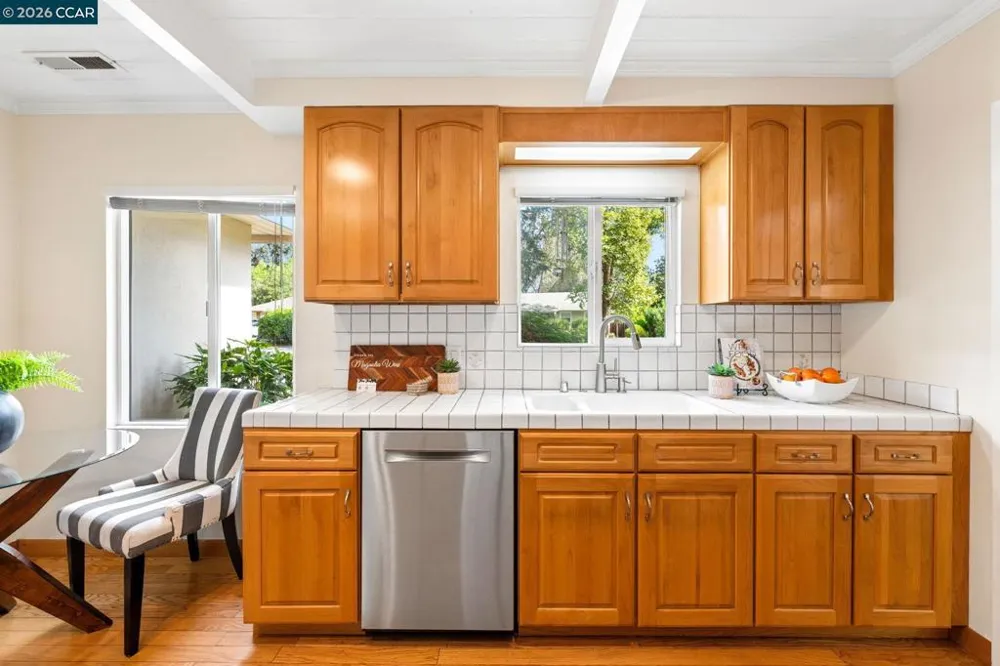 2749 W NEWELL AVENUE Lafayette, CA 94595