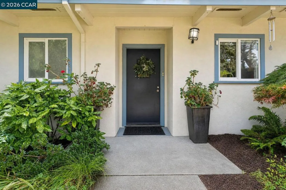 2749 W NEWELL AVENUE Lafayette, CA 94595