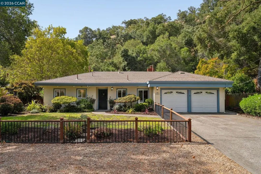2749 W NEWELL AVENUE Lafayette, CA 94595