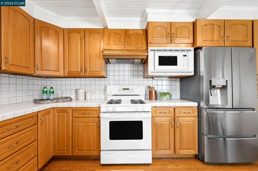 2749 W NEWELL AVENUE Lafayette, CA 94595