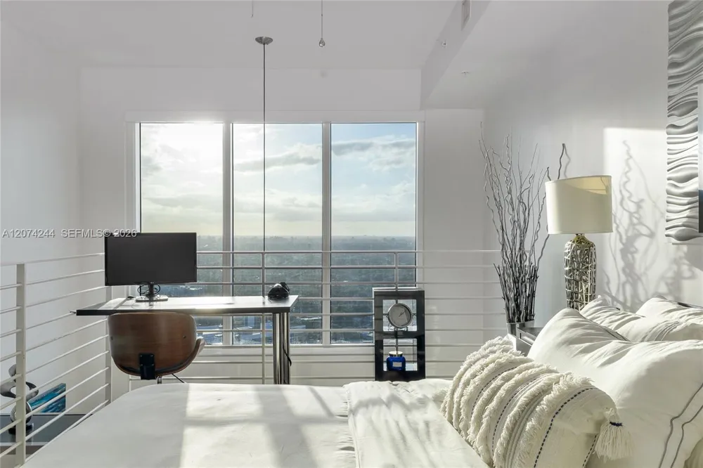 60 SW 13th St #3211 Miami, FL 33130