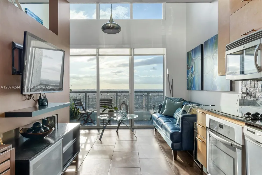 60 SW 13th St #3211 Miami, FL 33130