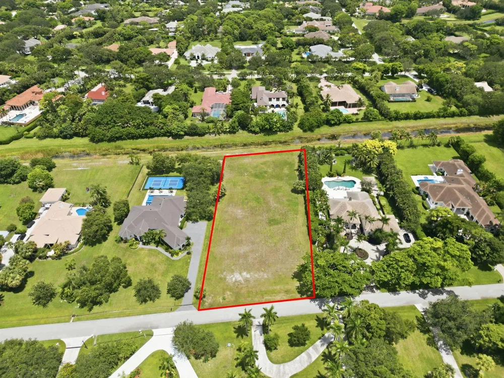 8288 MAN O WAR ROAD Palm Beach Gardens, FL 33418