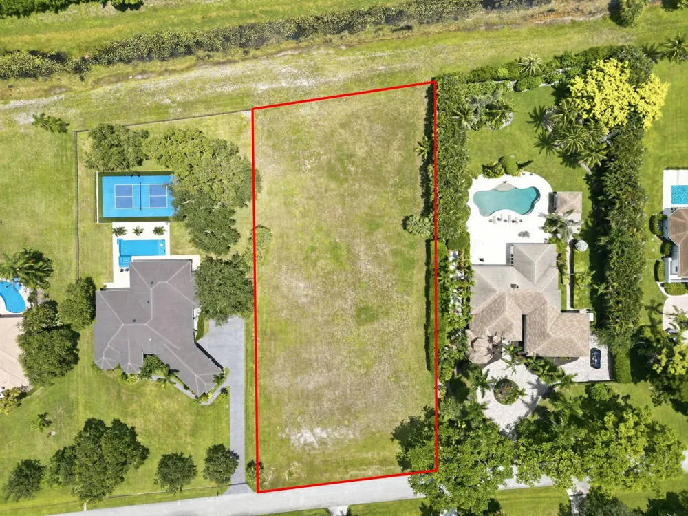 8288 MAN O WAR ROAD Palm Beach Gardens, FL 33418