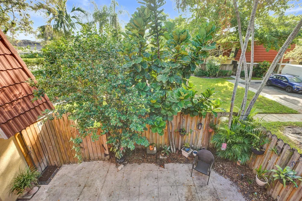 736 NW 98TH CIRCLE Plantation, FL 33324