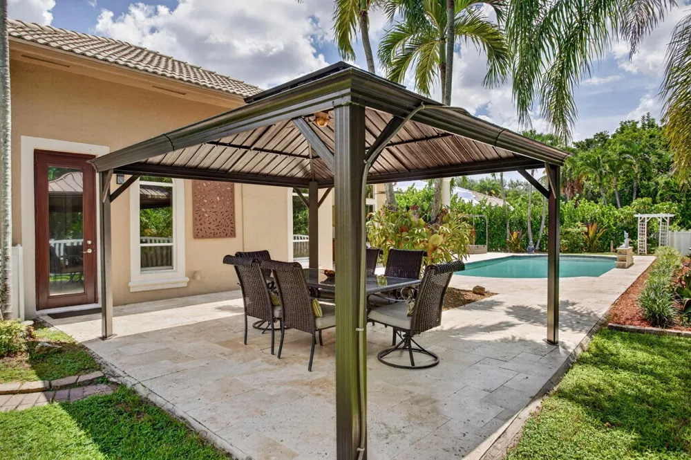 6161 NW 53RD CIRCLE Coral Springs, FL 33067