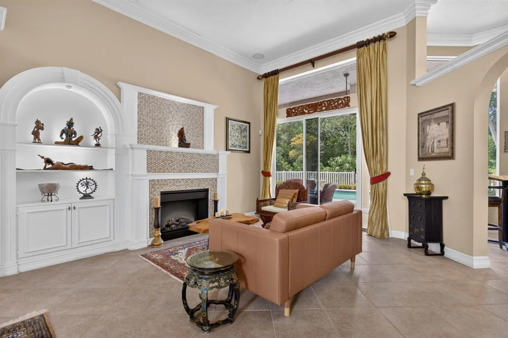 6161 NW 53RD CIRCLE Coral Springs, FL 33067