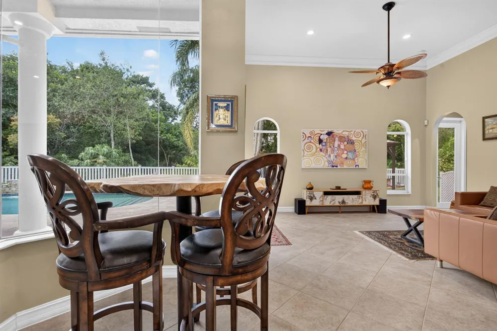 6161 NW 53RD CIRCLE Coral Springs, FL 33067