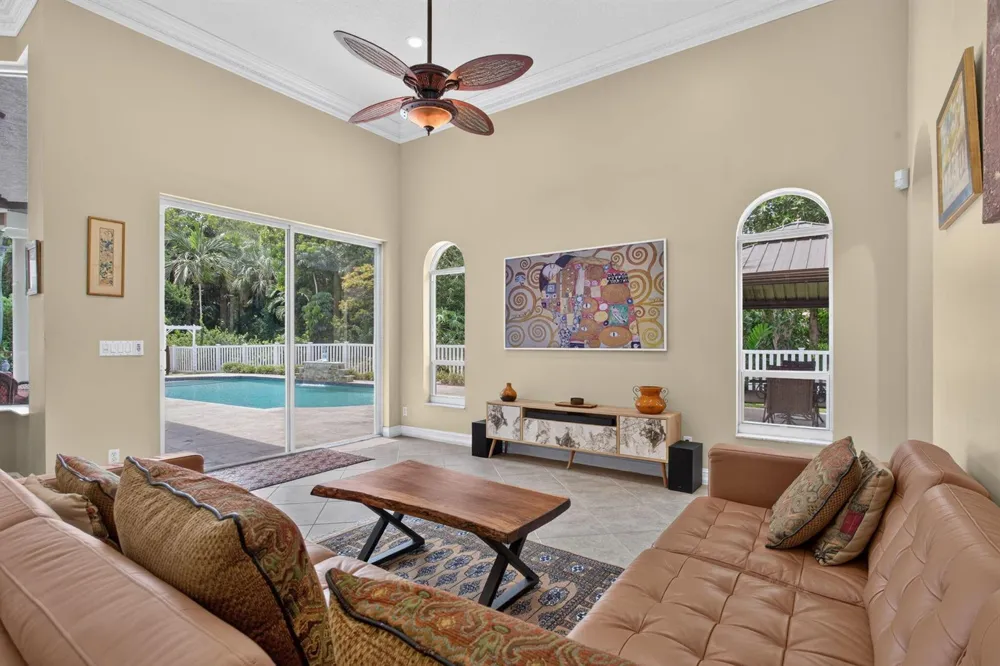 6161 NW 53RD CIRCLE Coral Springs, FL 33067
