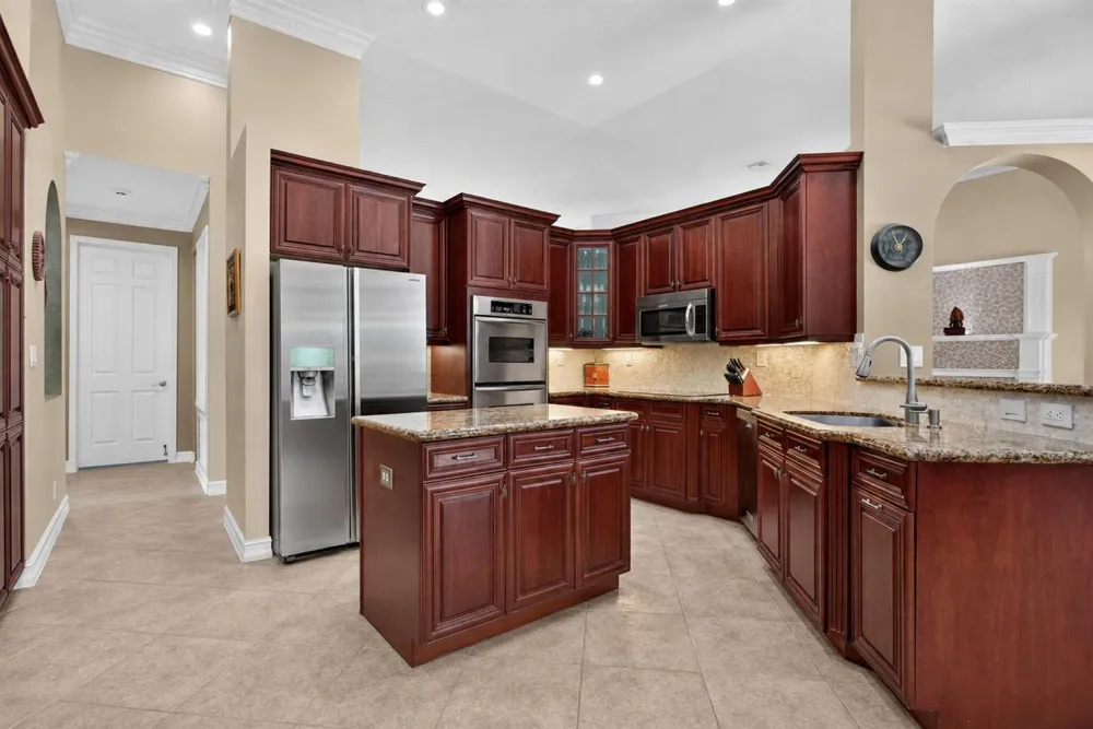 6161 NW 53RD CIRCLE Coral Springs, FL 33067