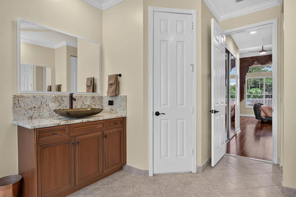 6161 NW 53RD CIRCLE Coral Springs, FL 33067