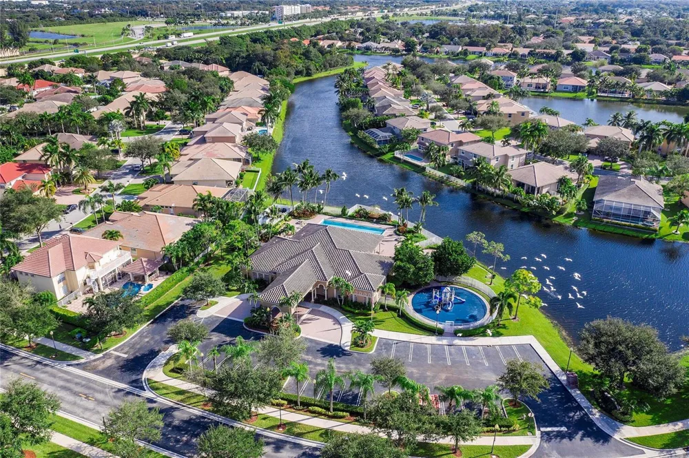 6161 NW 53RD CIRCLE Coral Springs, FL 33067
